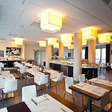 Fiera 4*